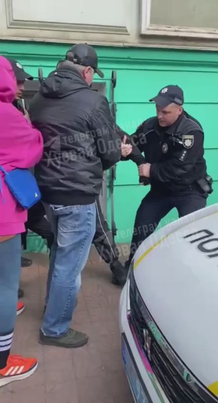  :      