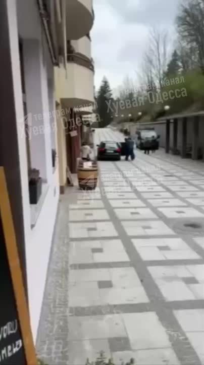  -).       ,    