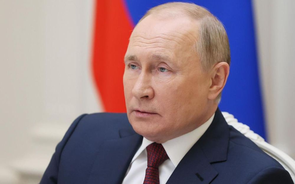 Россия наблюдала снижение боевой активности Киева во время перемирия, но было более 5 тысяч атак, отметил Путин