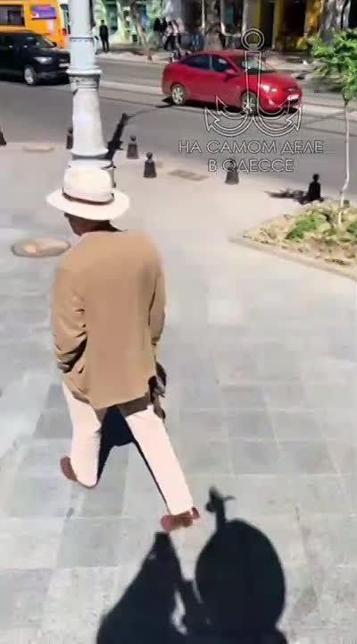     (:   ( ))