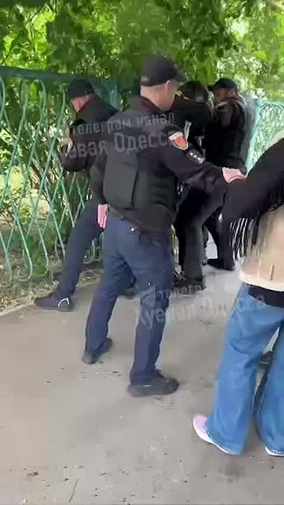        ,     
