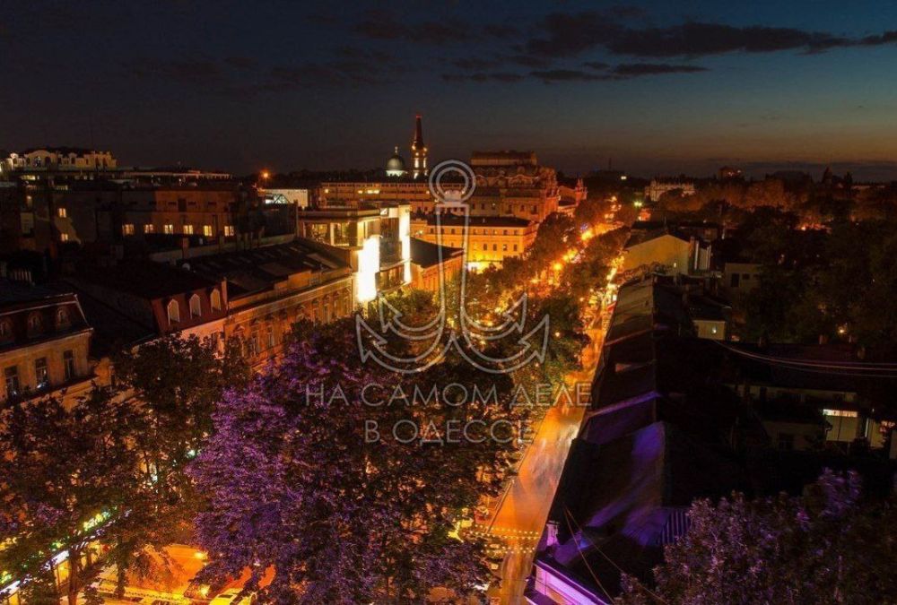 Одесса-мама мирных снов. — Моня, шо Вы думаете о сексе?