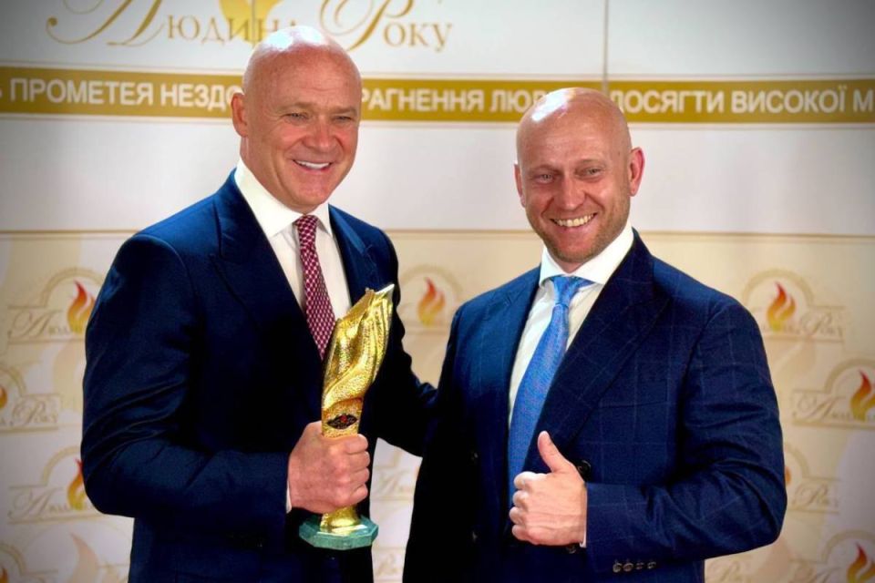 Труханов — Человек года. В Киеве вручена общенациональная премия "Человек года", которую в этом году получил мэр Одессы Геннадий Труханов