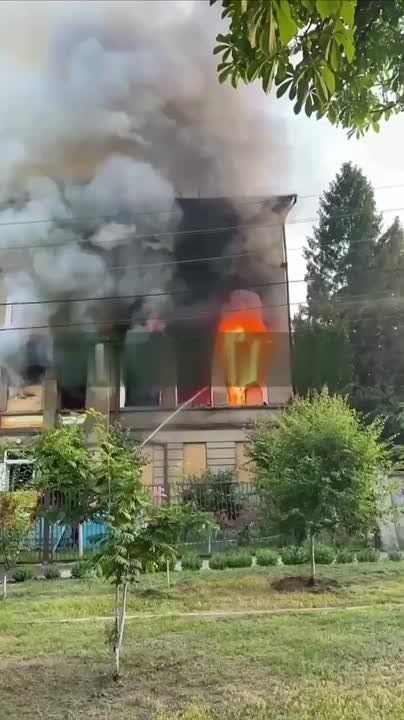 Горящий ТЦК в Харькове