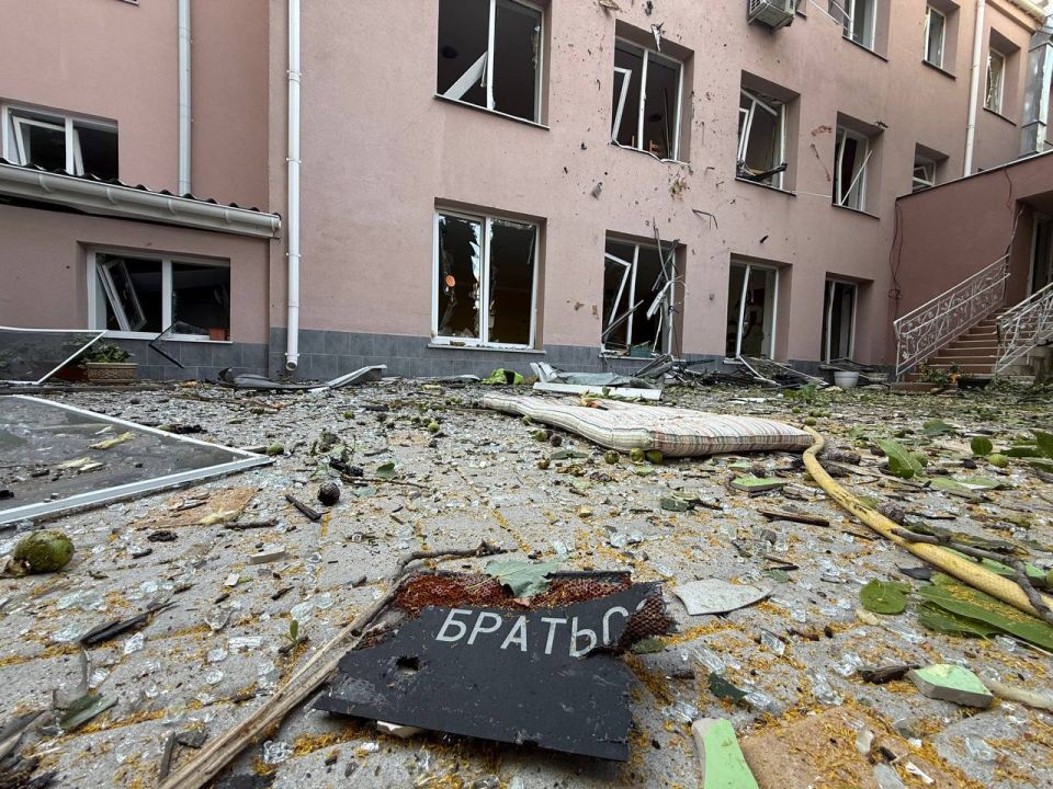 Одесса после налета "Гераней" Одесса после налета "Гераней"