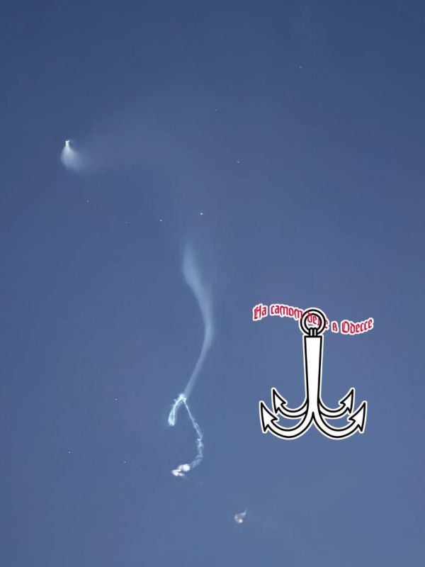   ,     -     Falcon 9