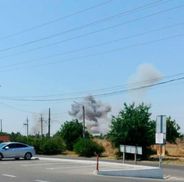 Местные сообщают о серии прилетов в Одессе