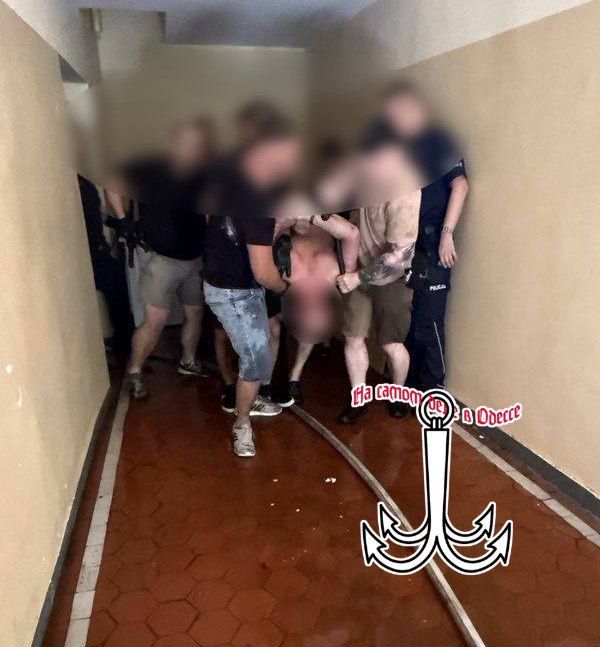 По стопам Бандеры.. В Польском Вроцлаве задержан 47-летний гражданин Украины по подозрению в попытке подрыва многоквартирного дома. Об этом сообщила местная полиция