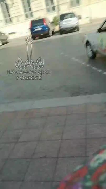 #НамПишут. Где моя тачка, чувак? Нам прислали видео где: утро начинается не с кофе и даже не с чая