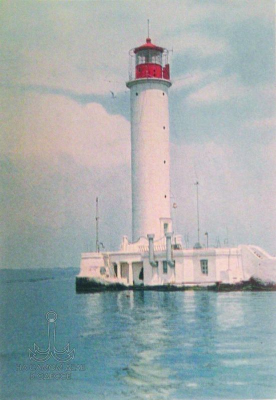 Одесса 1978 года.. Таки да, Одесса-мама проснулась. И вам не хворать — Дорочка, чёрный цвет стройнит только до 48 размера, дальше он Вам уже ничем не поможет