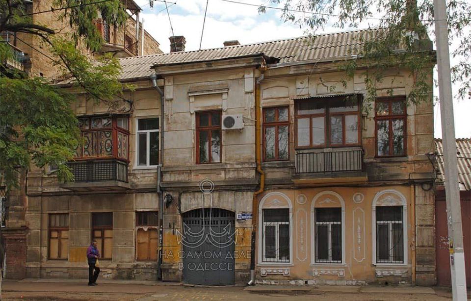 Молдаванка – это Одесса в ее самом аутентичном, контрастном и легендарном проявлении Молдаванка – это Одесса в ее самом аутентичном, контрастном и легендарном проявлении