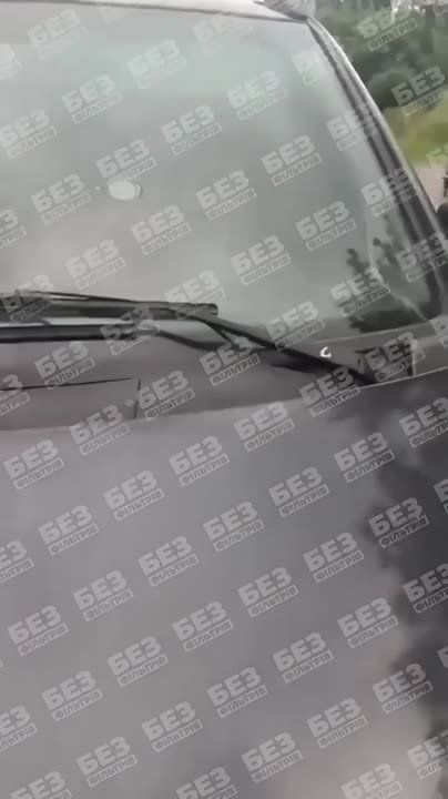 Бесовщина ТЦК: в Шептицком мобилизовали прямо с кладбища, а в Одессе избили женщину за попытку достать своего мужа из буса