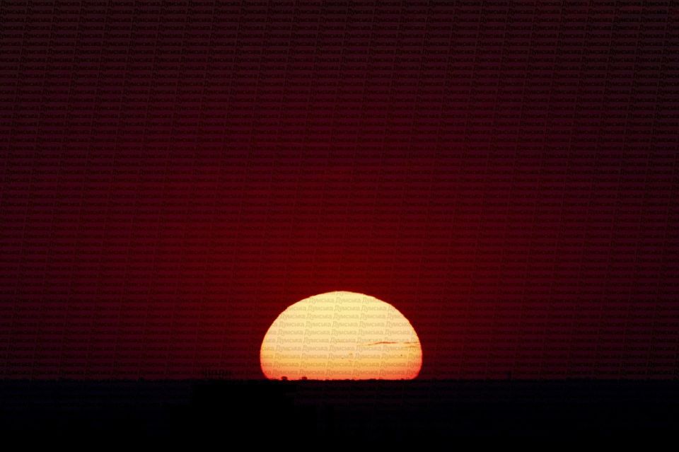 Вот такой шикарный закат сегодня встретила Одесса