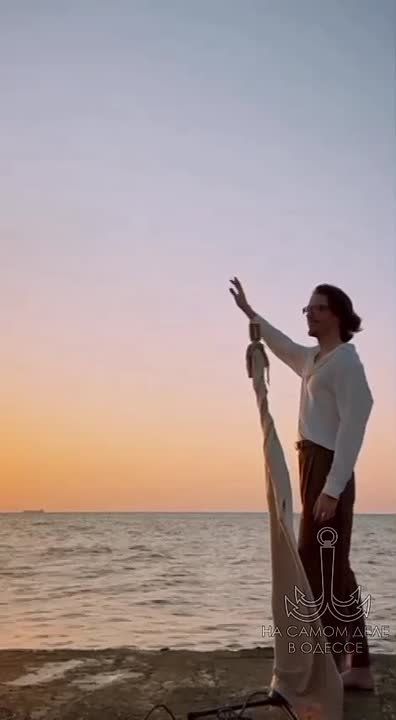 Одесса-мама мирных снов. - Приезжий спрашивает одессита: