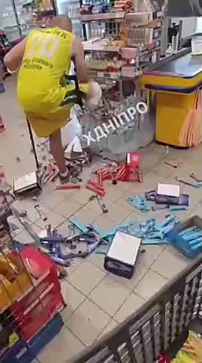 Все больше и больше понимаешь, что идет война власти против собственного населения