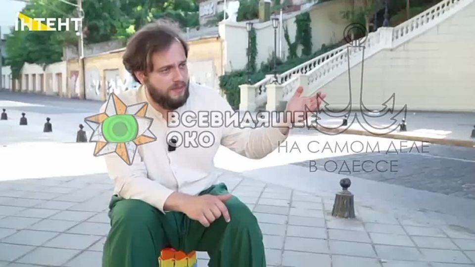 Тут какой-то писЯтель, под кликухой -- Остап Украинец