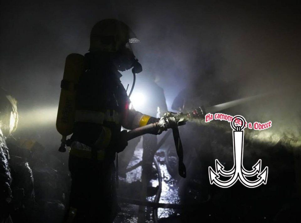 Сегодня утром в районе поселка Котовского произошел крупный пожар