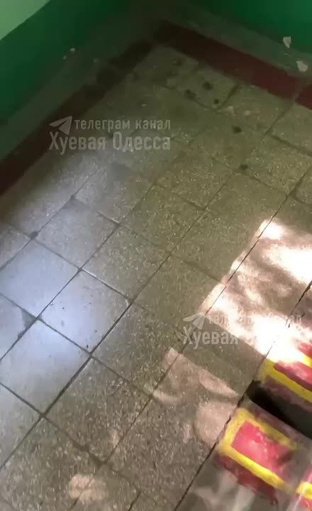 В Одессе бывший военный с проблемами со здоровьем пугает соседей криками