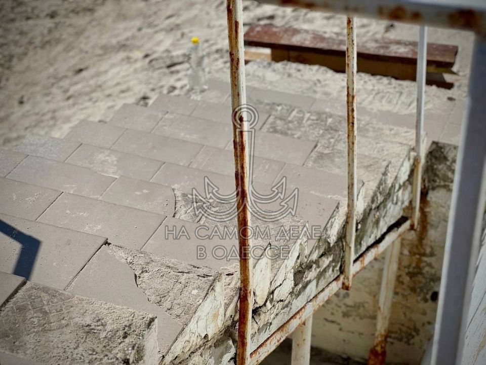 Так сказать, пляжный ревизоро-трабл от Киевского района! Или как вовремя Так сказать, пляжный ревизоро-трабл от Киевского района! Или как вовремя