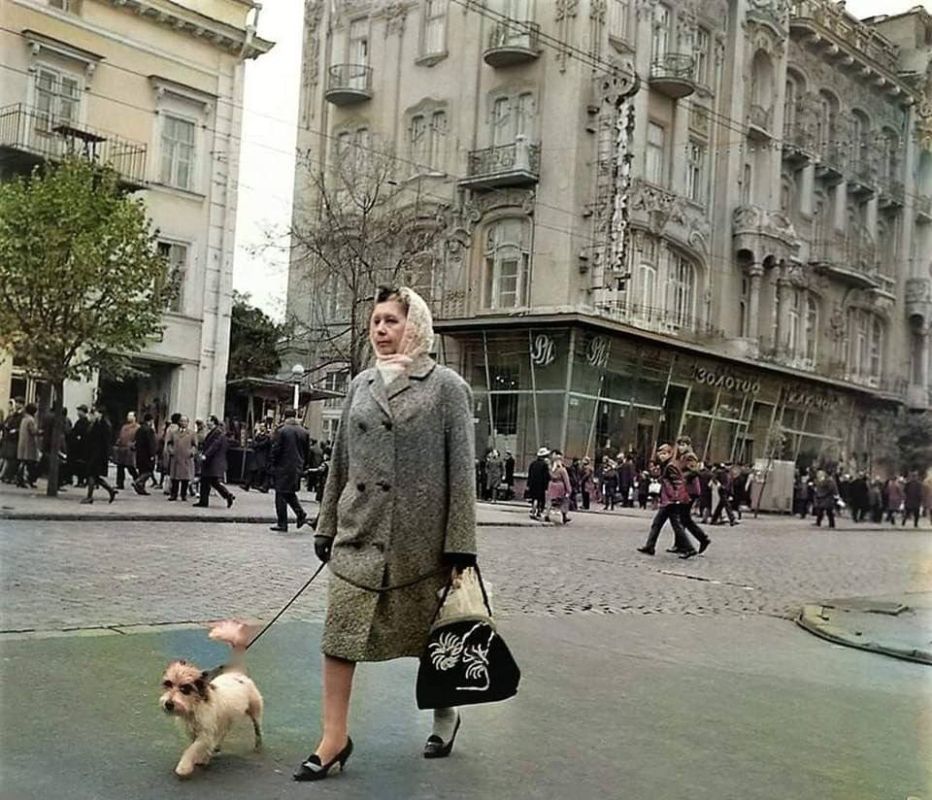  70-.    -    ,    70- ! #odessa_old  