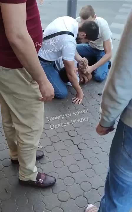 На Проспекте Шевченко арестовали наркомана за кражу