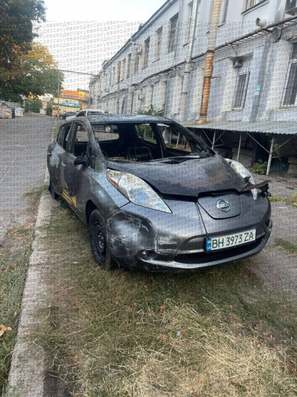 Сегодня снова пылала чья-то машина ночью