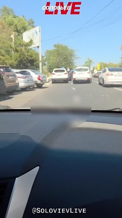 «Сдайтесь и дайте себе шанс на мирную жизнь. Военнослужащий ВСУ, тебя ждет дома твоя семья. Выбирай жизнь»: одесское радио внезапно впервые за долгое время начало раздавать дельные советы