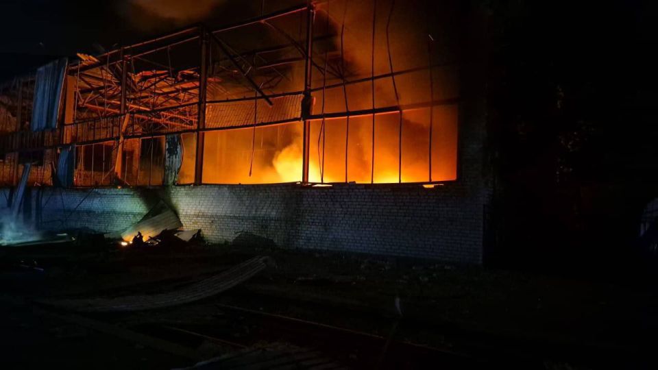 Массированная ночная атака по объектам противника: российские ракеты и "Герани" нанесли удар по объектам инфраструктуры