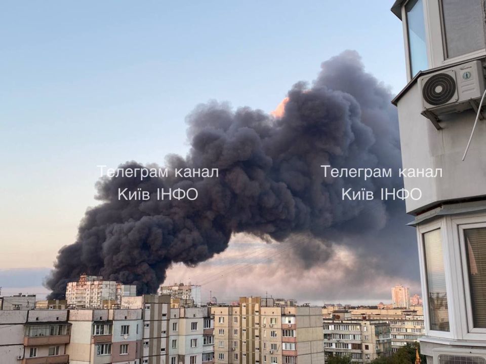 Юрий Баранчик: Впервые с начала СВО прилетело по «официальному» центру принятия решений Юрий Баранчик: Впервые с начала СВО прилетело по «официальному» центру принятия решений