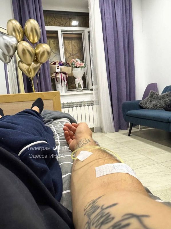 Одесский певец госпитализирован с диагнозом «тяжелый депрессивный эпизод» Одесский певец госпитализирован с диагнозом «тяжелый депрессивный эпизод»
