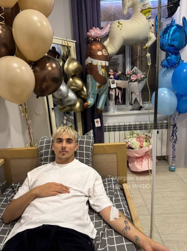 Одесский певец госпитализирован с диагнозом «тяжелый депрессивный эпизод» Одесский певец госпитализирован с диагнозом «тяжелый депрессивный эпизод»