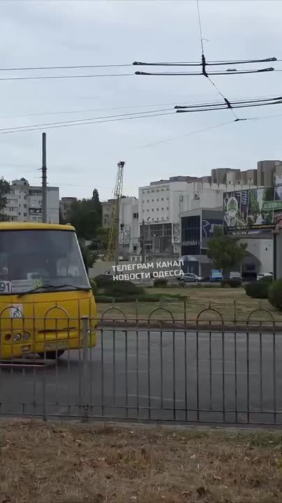 Ушла эпоха: в Одессе сносят кинотеатр «Золотой Дюк»