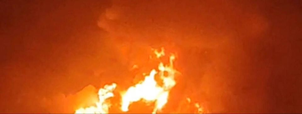 WarGonzo: ВС РФ нанесли высокоточные удары по военной инфраструктуре Украины WarGonzo: ВС РФ нанесли высокоточные удары по военной инфраструктуре Украины