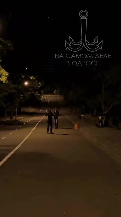 Одесса-мама мирных снов. Одесский трамвай, час пик