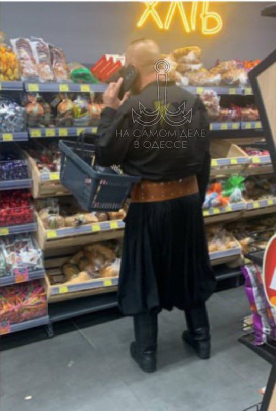 Гэй, козаче! Чьому не на фронтi !!