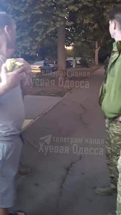 Армен Гаспарян: Одесситка кошмарит шуцманов