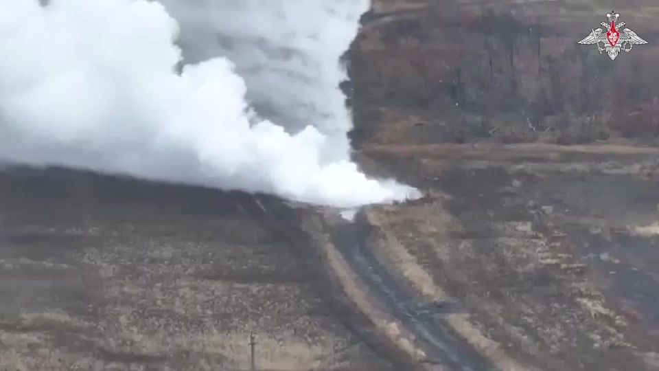 Юрий Котенок: МО РФ: пытаясь замедлить продвижение Русской Армии, украинские боевики заминировали ответвление аммиакопровода «Тольятти-Одесса» в 2,5 км восточнее н.п. Русин Яр