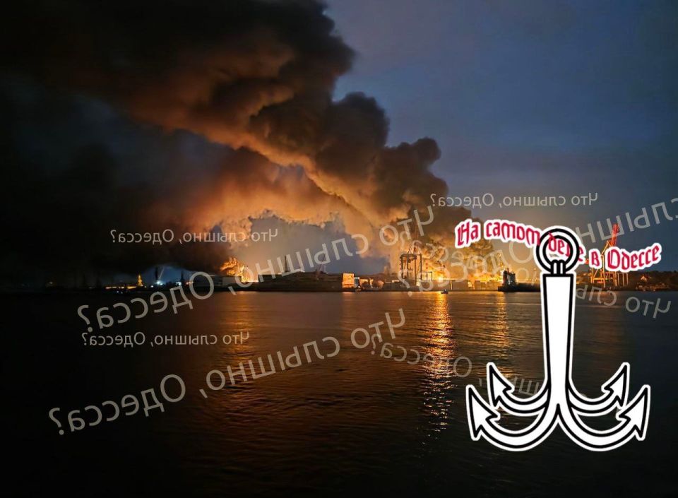 Пожар в порту Ильичевска после атаки Гераней становится все больше, что подтверждает эффективность поражения целей