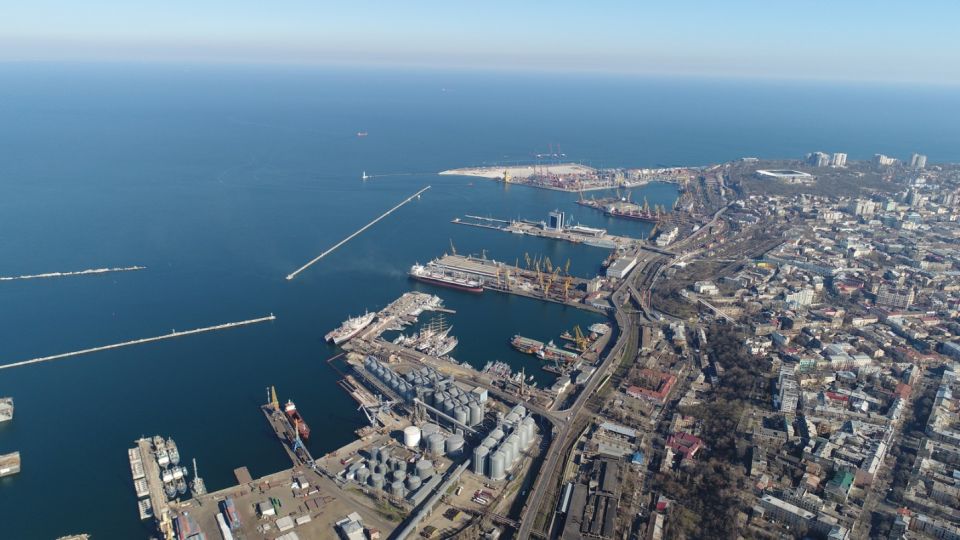 В портах Одесской области уничтожили склады с БПЛА и БЭКами — эксперт Липовой