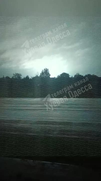 Владимир Разин: В Одессе массовые прилеты. Почти весь город без энергоресурсов