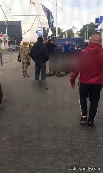 На Привозе в Одессе ТЦК отхватили от паренька