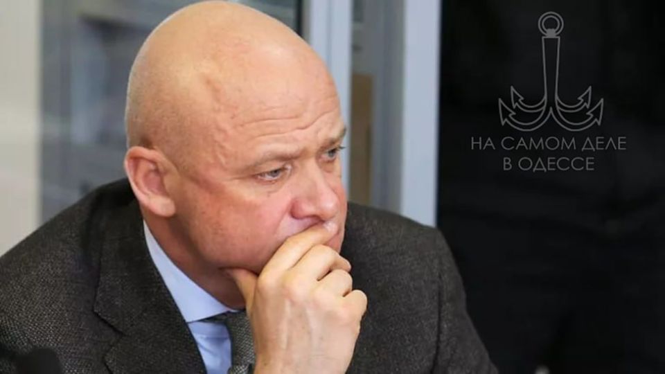 Чемодан, вокзал, Россия?!. Бывшего мэра Одессы Геннадия Труханова собираются обнулить по полной программе