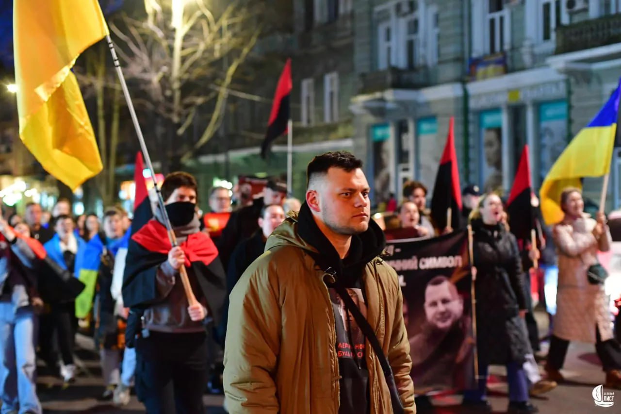 Новый Ганул: «Мы держим Одессу не в желто-голубых, а уже в красно-черных флагах»