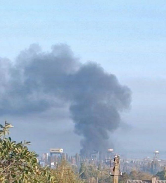 ГЭС горит в городе Каменское Днепропетровской области