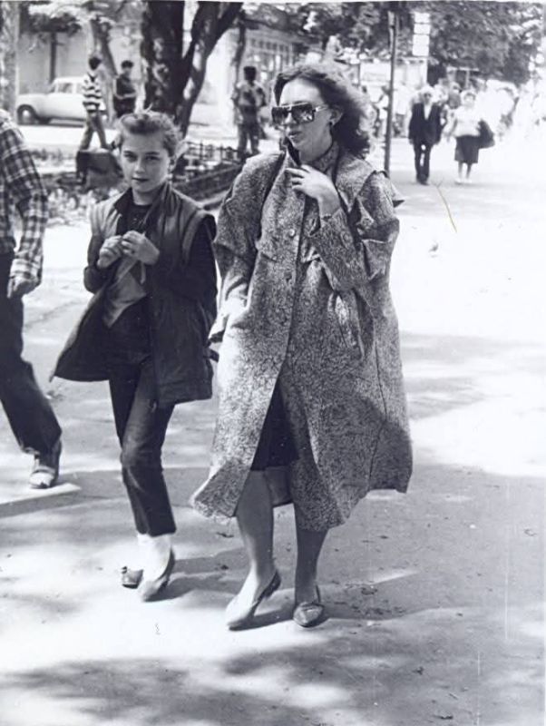 Наша подписчица Ната поделилась с нами своими архивными фотографиями, сделанными в Одессе Наша подписчица Ната поделилась с нами своими архивными фотографиями, сделанными в Одессе