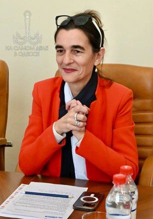 Не успела некая мадам Бернадетт Кастель-Холлингсворт получить должность представительницы Управления Верховного комиссара ООН по делам беженцев в Украине, — как тут же заявилась в Одессу Не успела некая мадам Бернадетт Кастель-Холлингсворт получить должность представительницы Управления Верховного комиссара ООН по делам беженцев в Украине, — как тут же заявилась в Одессу