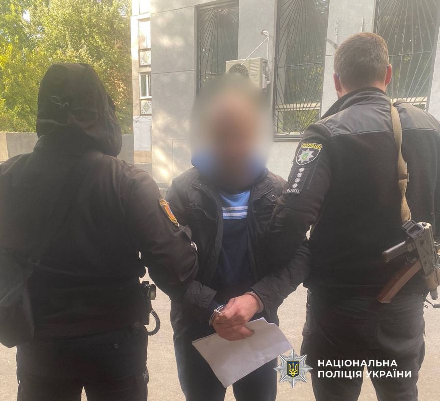 # Барыгу-наркомана задержали в Одессе