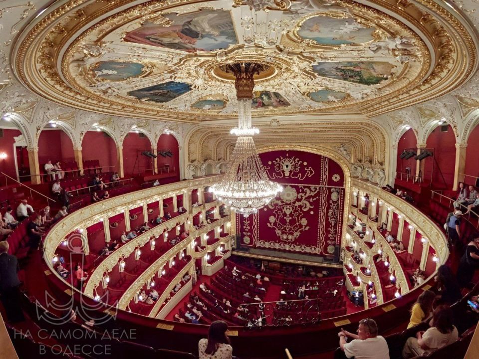 Любит Одессу одессит Семен Вайнблат в стихах: Любит Одессу одессит Семен Вайнблат в стихах: