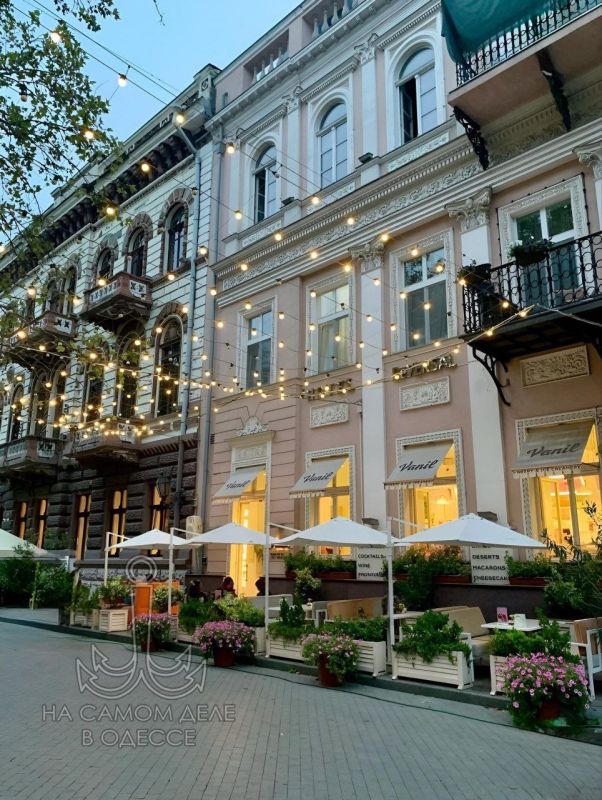 Любит Одессу одессит Семен Вайнблат в стихах: Любит Одессу одессит Семен Вайнблат в стихах: