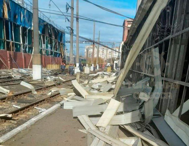 Ночные удары наносятся по объектам вглубь Одесской области, а не только по прибрежным портам Ночные удары наносятся по объектам вглубь Одесской области, а не только по прибрежным портам